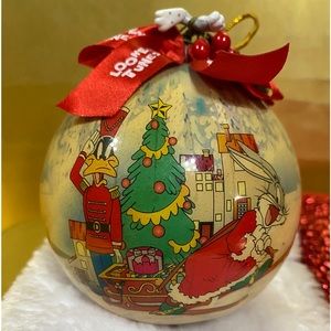 WARNER BROS LOONEY TUNES VTG 90s BUGS BUNNY & DAFFY DUCK CHRISTMAS ORNAMENT BALL